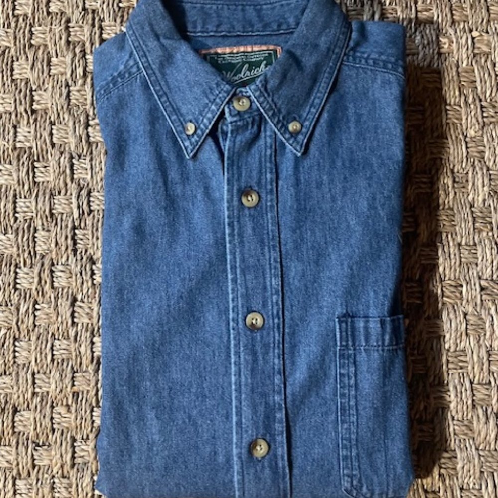 Woolrich NWOT lightweight denim long sleeve button-down shirt
